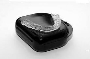 pc432041-clear_plastic_dental_night_guards_mouthguard_for_sleep_bruxism_with_custom_fit